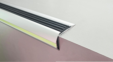 ترمز پله آلومینیومی T1