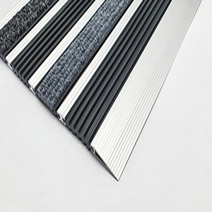 پادری آلومینیومی  یک سانتی لاستیک و موکت ـ کد: 450 