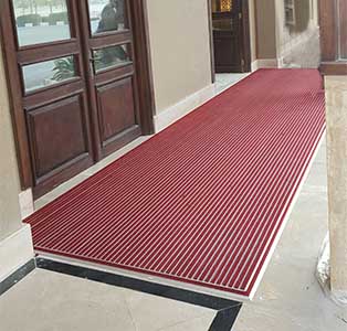 پادری هتلی